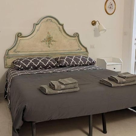 Bellaflo: Small Apartment In The Center Of Флоренция Экстерьер фото